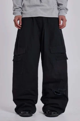 Black Titan Cargos