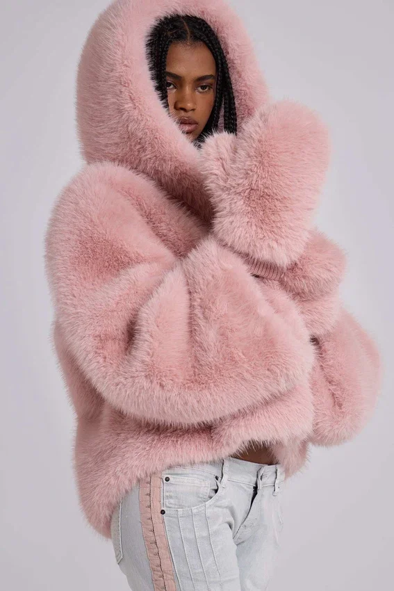 Mara Oversized Faux Fur Coat in Pink